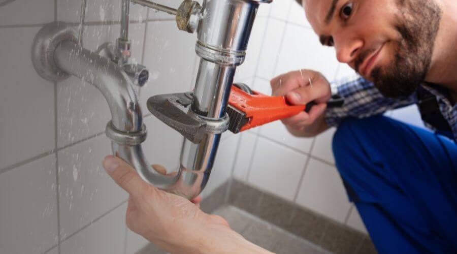 Expert burst pipe repair services in Hutchinson, PA